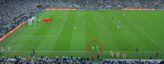 Messi qol vurarkən meydanda 13 argentinalı olub — FOTO