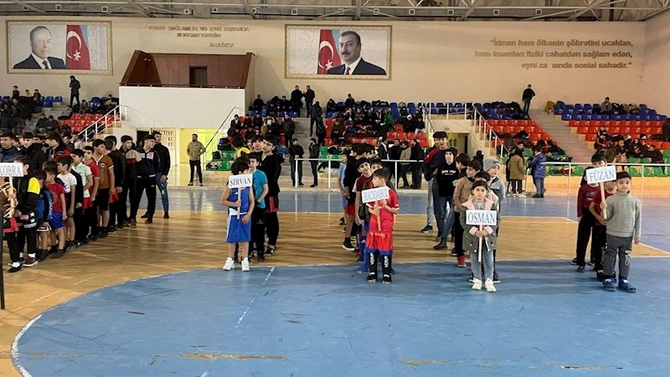 Heydər Əliyevin 100 illik yubileyinə həsr olunmuş kikboksinq üzrə açıq rayon birinciliyi keçirilib — FOTO