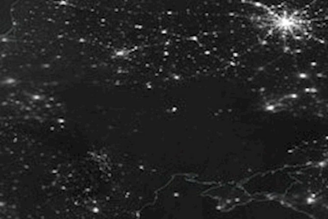 NASA işıqsız qalan Ukraynanın peyk görüntüsünü yayıb — FOTO