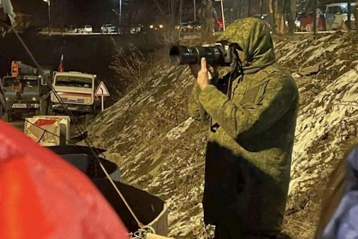 Rus sülhməramlıları nəyə görə aksiya iştirakçılarının foto və videosunu çəkir? — AÇIQLAMA