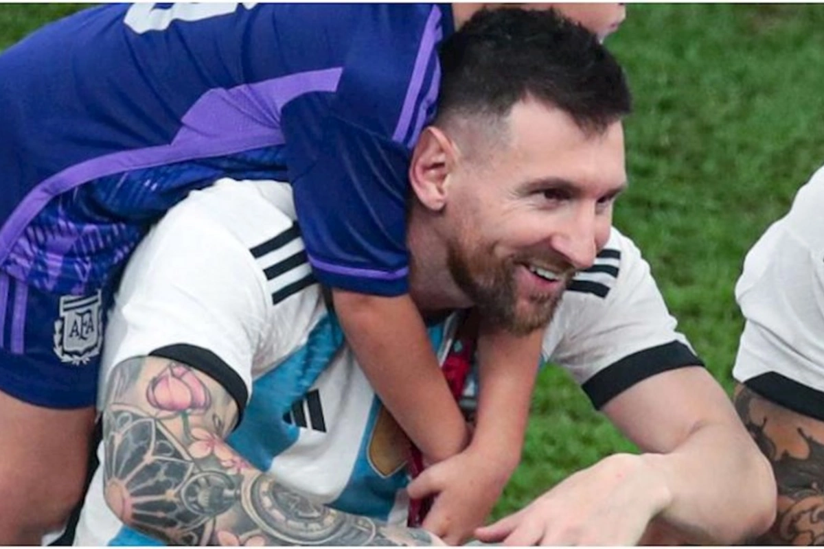 Messi qol vurarkən meydanda 13 argentinalı olub — FOTO