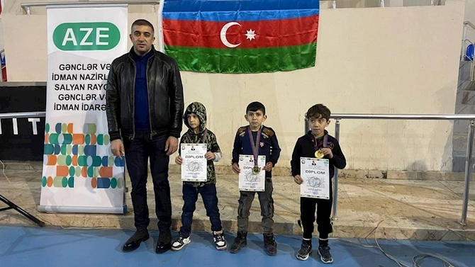 Heydər Əliyevin 100 illik yubileyinə həsr olunmuş kikboksinq üzrə açıq rayon birinciliyi keçirilib — FOTO