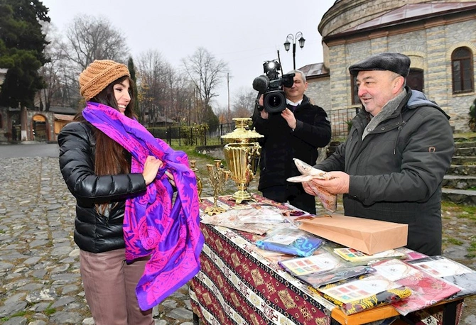 İlham Əliyev və Mehriban Əliyeva “Yuxarı Baş” qoruğunda aparılan təmir-bərpa işləri ilə tanış olublar — YENİLƏNİB (FOTOLAR)