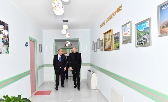 Heydər Əliyev Fondunun təşəbbüsü ilə Oğuzda inşa edilmiş körpələr evi-uşaq bağçası istifadəyə verilib — YENİLƏNİB (FOTOLAR) Heydər Əliyev Fondunun təşəbbüsü ilə Oğuzda inşa edilmiş körpələr evi-uşaq bağçası istifadəyə verilib — YENİLƏNİB (FOTOLAR)