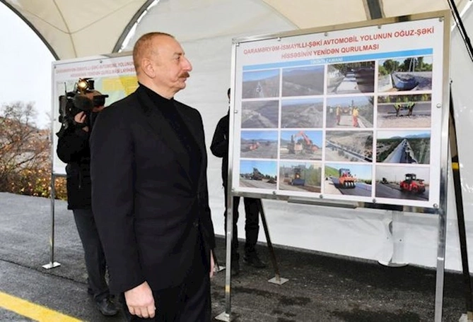Prezident Orta Zəyzid kəndində quru meyvə istehsalı müəssisəsində oldu — YENİLƏNİB (FOTO) Prezident Orta Zəyzid kəndində quru meyvə istehsalı müəssisəsində oldu — YENİLƏNİB (FOTO)