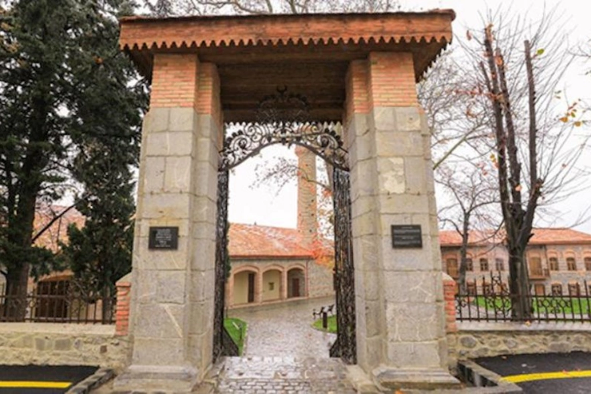 Tapılan qəbrin Şəki xanına məxsus olduğu TƏSDİQLƏNDİ