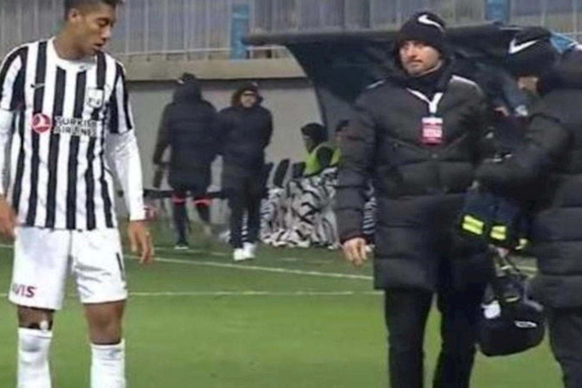 Azərbaycan millisinin futbolçusu zədələndi