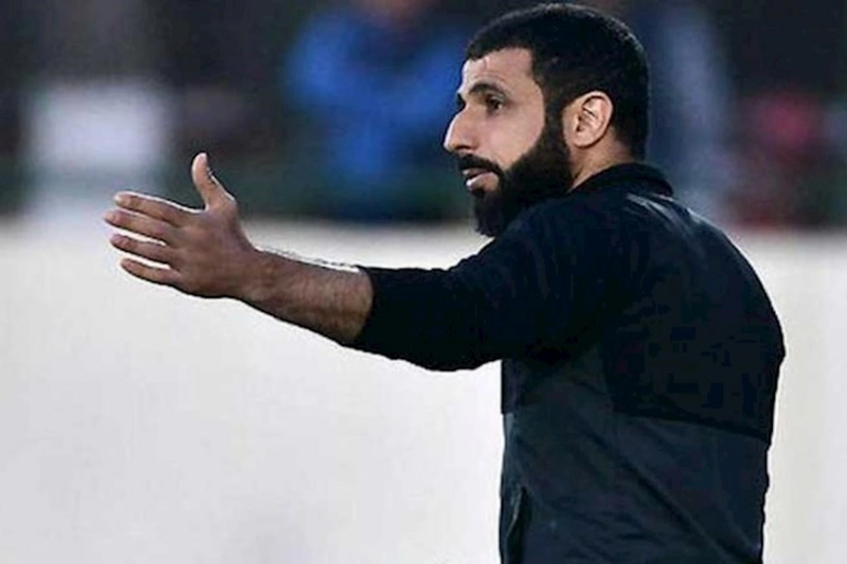 Rəşad Sadıqov “Zirə”nin futbolçusu ilə mübahisə etdi
