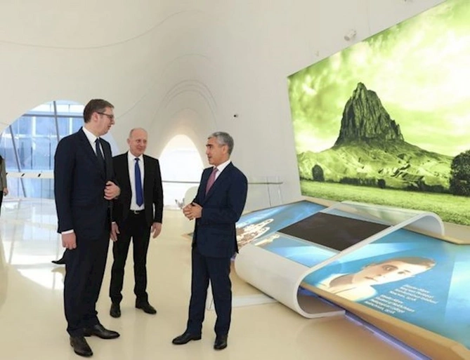 Serbiya Prezidenti Heydər Əliyev Mərkəzi ilə tanış olub — FOTO