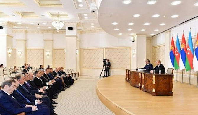 Azərbaycan və Serbiya Prezidentləri mətbuata bəyanatlarla çıxış ediblər — YENİLƏNİB (FOTO)