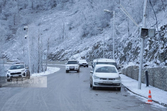 Şuşaya qar yağıb — FOTOLAR Şuşaya qar yağıb — FOTOLAR
