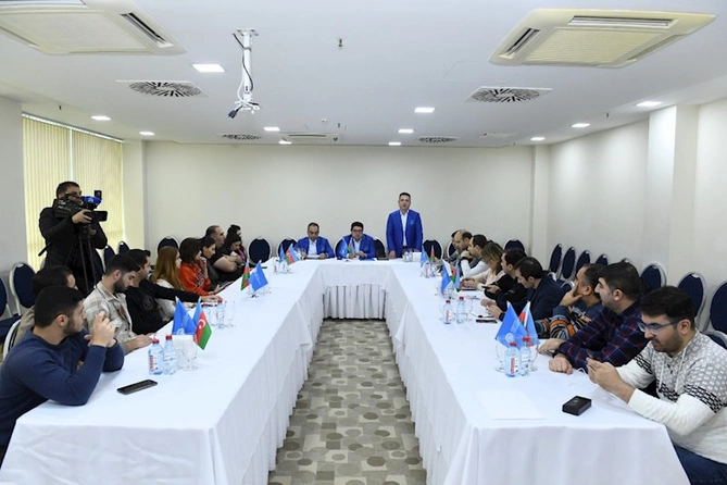 Avarçəkmə Xəzər sularına qayıdır — FOTO Avarçəkmə Xəzər sularına qayıdır — FOTO