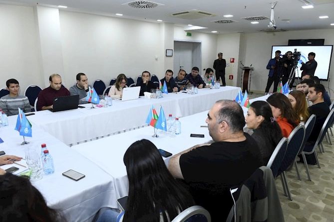 Avarçəkmə Xəzər sularına qayıdır — FOTO Avarçəkmə Xəzər sularına qayıdır — FOTO