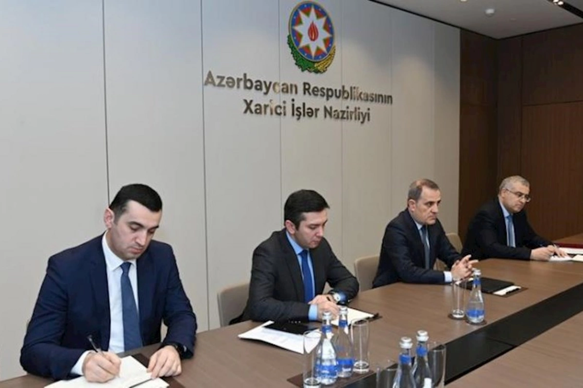 Nazir BQXK rəsmisi ilə Laçın yolunu müzakirə etdi