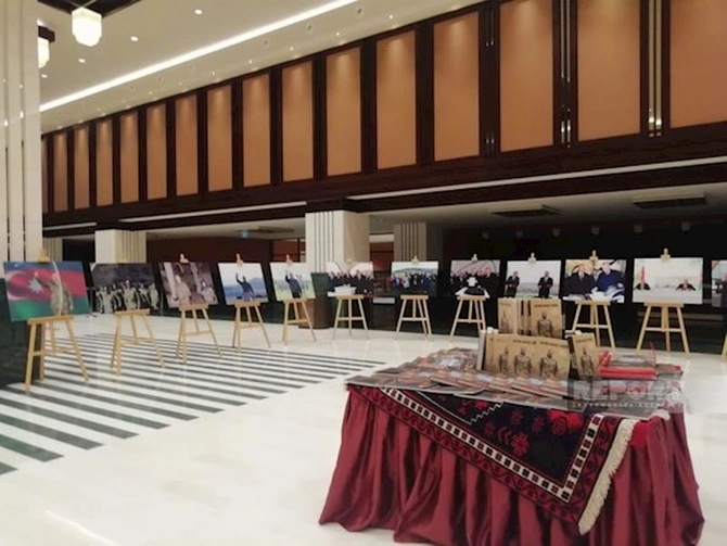 Türkiyə Prezident Administrasiyasında İlham Əliyevlə bağlı fotosərgi nümayiş olundu — FOTO