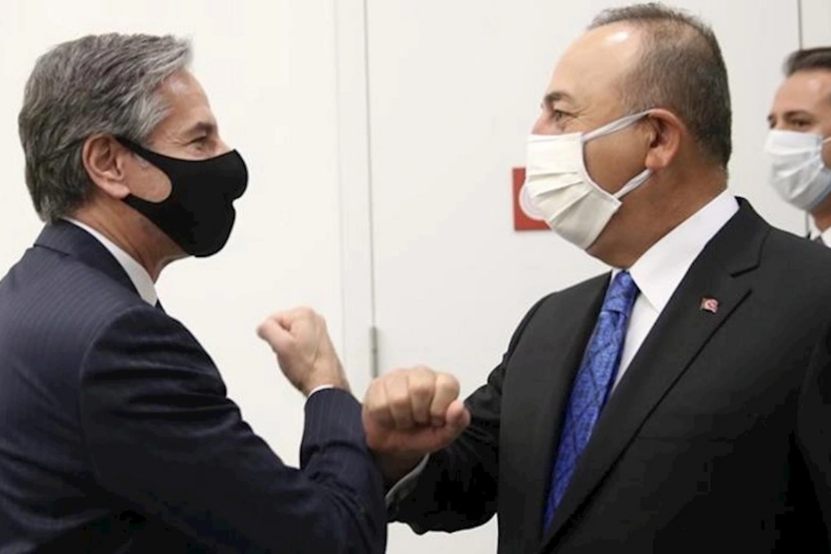 Çavuşoğlu Blinkenlə Ukraynanı müzakirə etdi