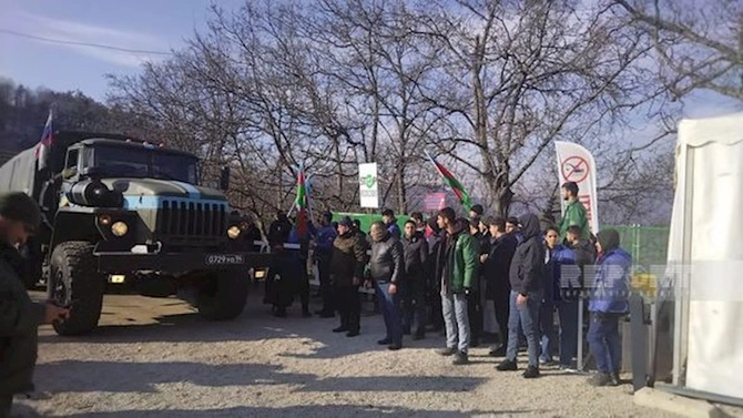 Sülhməramlıların daha 6 maşını Laçın yolundan keçdi — FOTO
