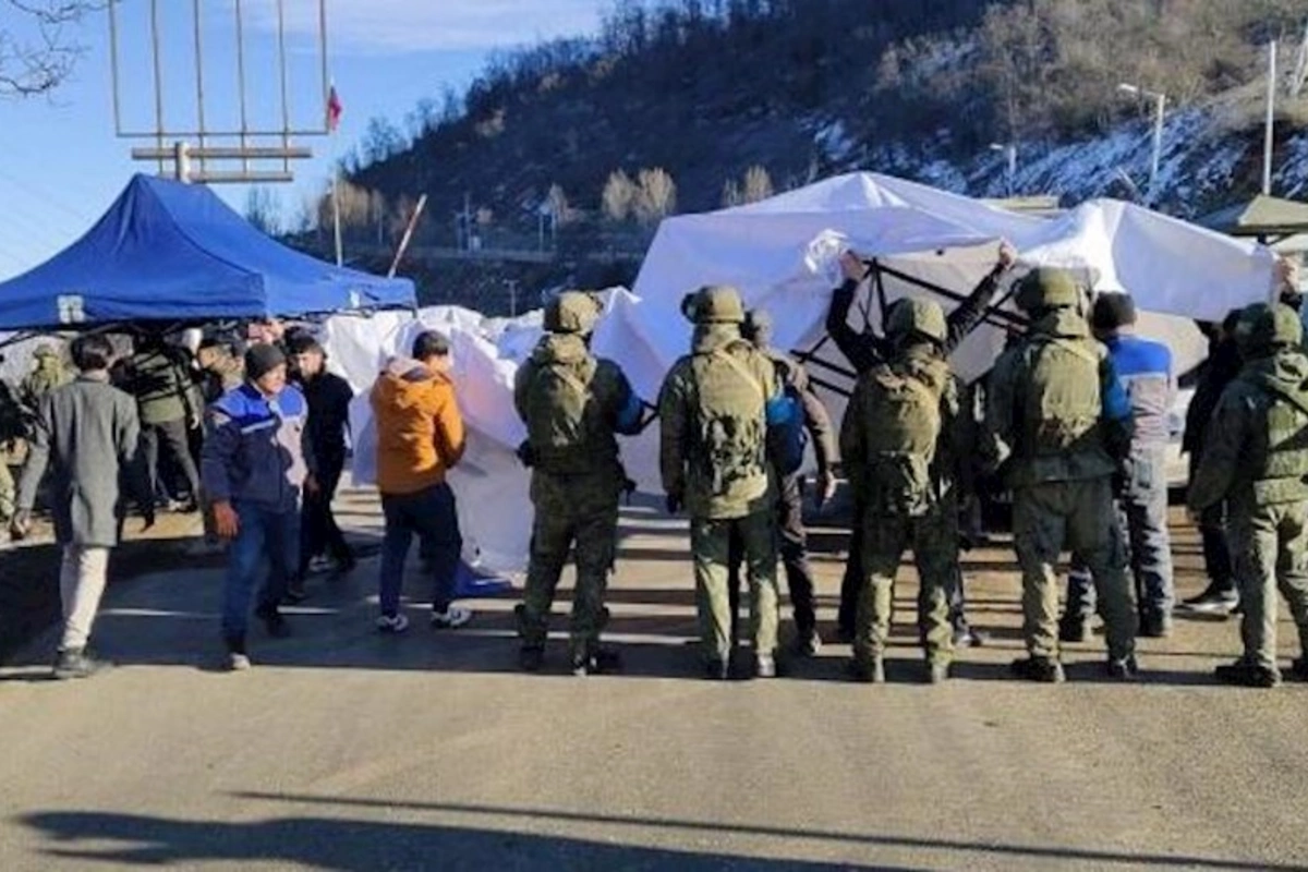 Sülhməramlılar quraşdırdıqları çadırları sökürlər — YENİLƏNİB (FOTOLAR)