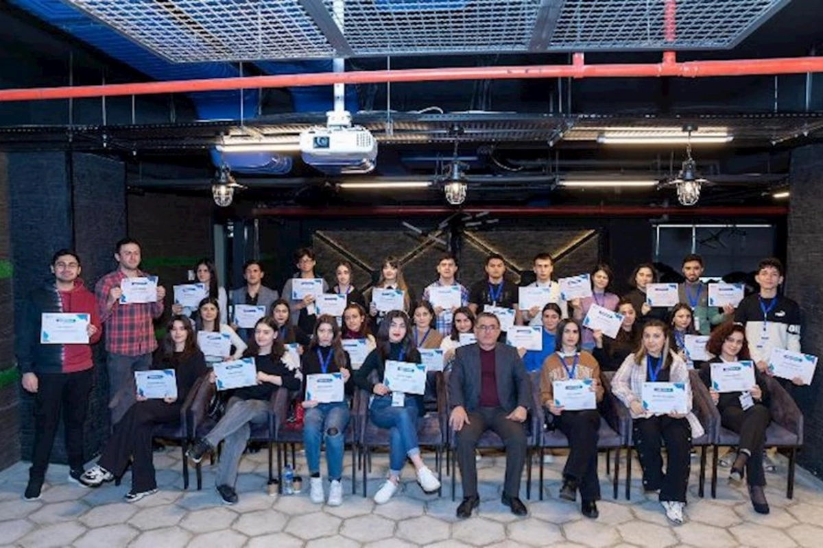 “İnnoMEDİA” layihəsinin bağlanış mərasimi keçirildi — FOTOLAR