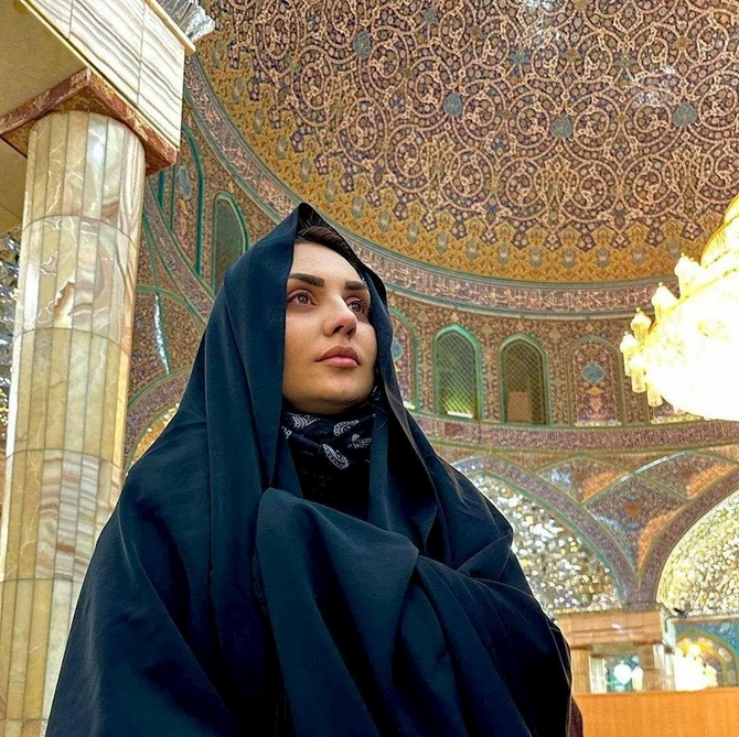 Şəbnəm Tovuzlu İrana getdi — FOTOLAR