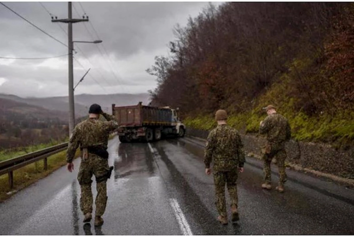 Kosovo-Serbiya gərginliyi: Orduya “hazır ol” əmri verildi