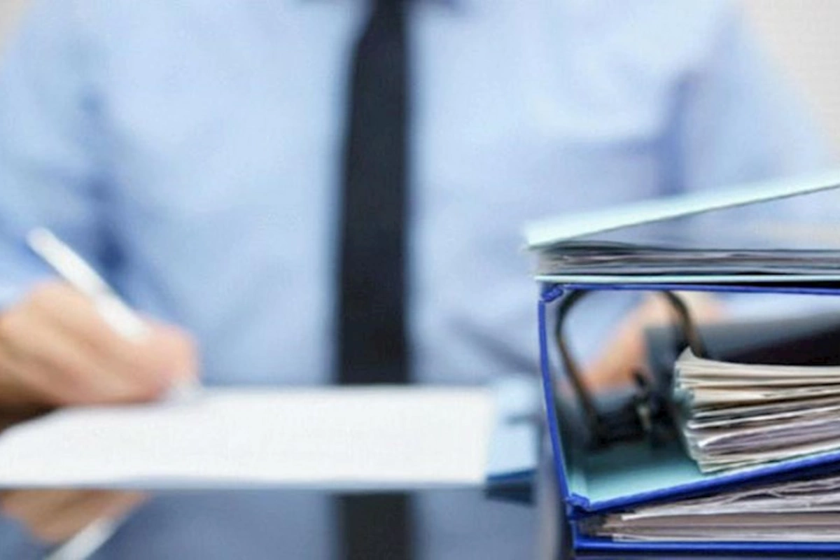Azərbaycanda əcnəbilərə iş icazəsinin verilməsinə görə yeni rüsumlar müəyyənləşdi