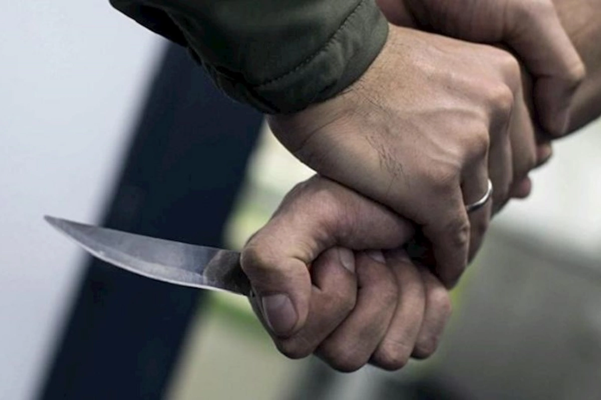 Azərbaycanda 17 yaşlı oğlanla iş yoldaşı arasında qanlı dava — TƏFƏRRÜAT