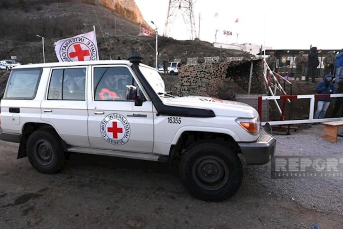 BQXK-nın daha üç avtomobili Xankəndi yolunda maneəsiz hərəkət edib — YENİLƏNİB (FOTO)