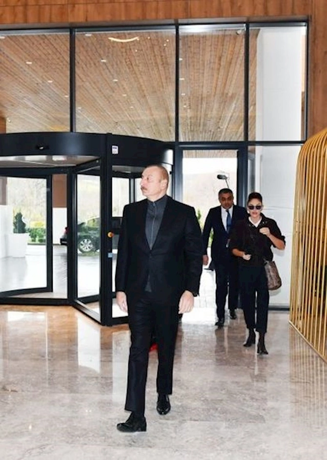 Prezident və xanımı “Şabran” İstirahət Kompleksinin açılışında — YENİLƏNİB (FOTO) Prezident və xanımı “Şabran” İstirahət Kompleksinin açılışında — YENİLƏNİB (FOTO)