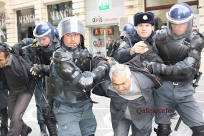 Naxçıvanın yeni naziri İsa Qəmbərə “barmağını qıraram” demişdi — FOTOLAR
