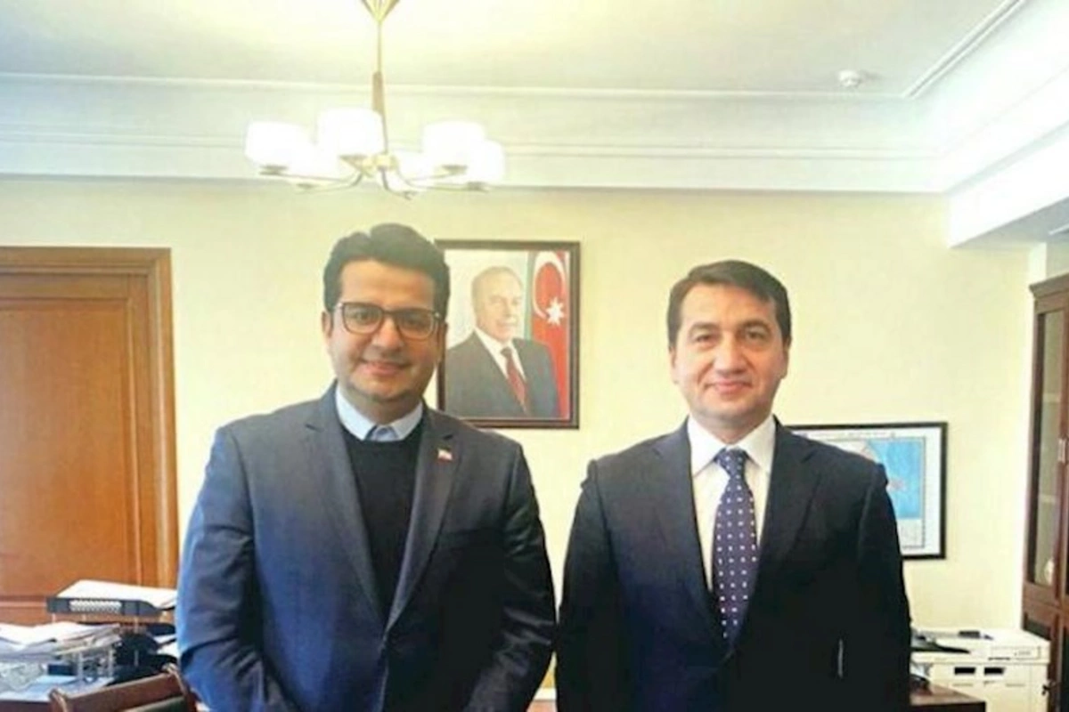 Hikmət Hacıyev İran səfiri ilə görüşüb