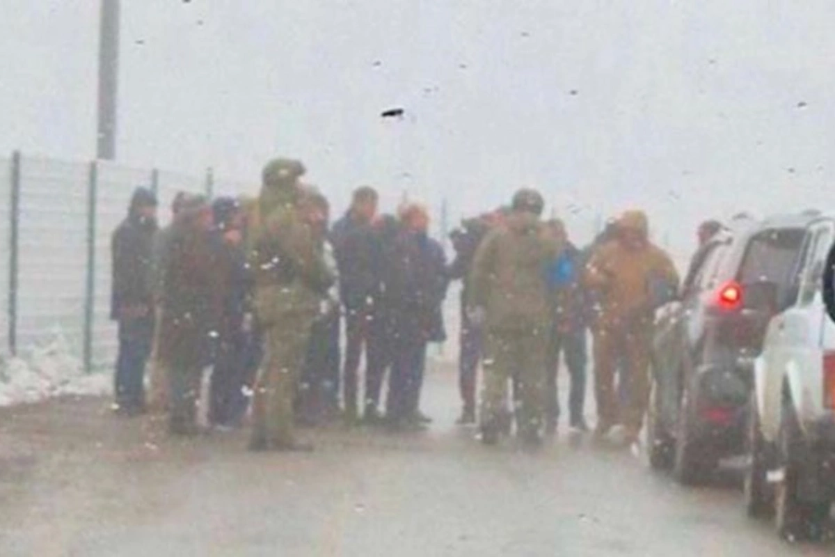 Xankəndidən Ermənistan istiqamətində kilometrlərlə tıxac yarandı — FOTOLAR