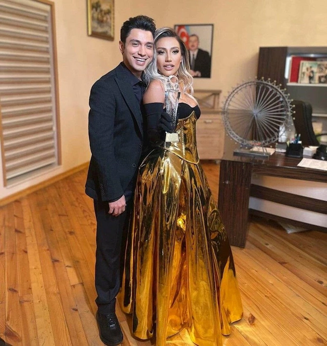 Röya Yeni İl üçün yenidən dəyişdi — FOTO