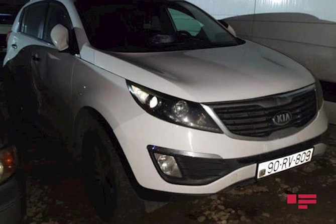 Bakıda üç avtomobil toqquşdu: Xəsarət alanlar var — FOTO Bakıda üç avtomobil toqquşdu: Xəsarət alanlar var — FOTO
