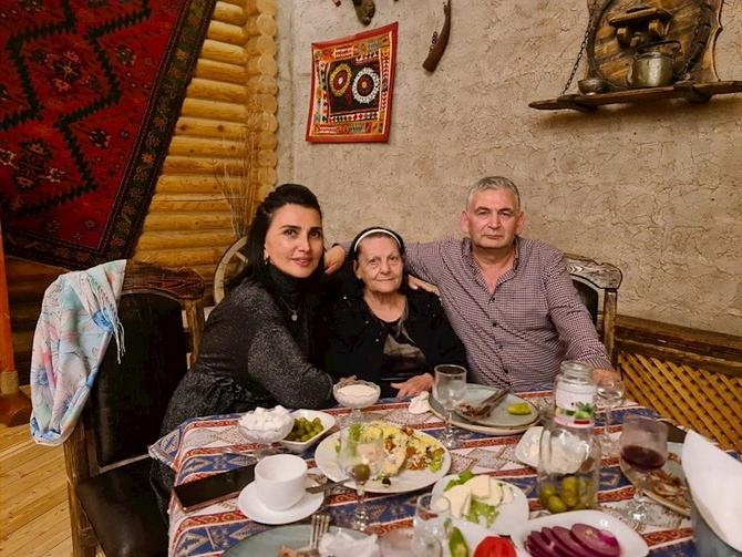 Jalə Əliyevanın həyat yoldaşı vəfat etdi — FOTOLAR