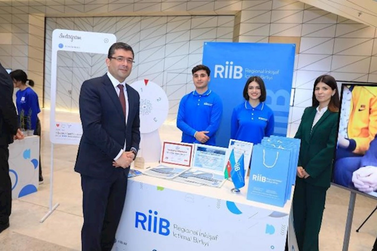 MEDİA könüllüləri diplomlarla təltif edildi — FOTOLAR