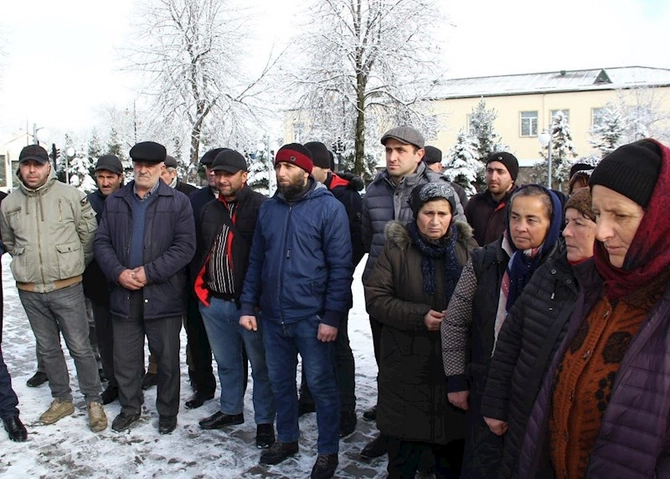 Qubada baş tutan “Açıq mikrofon” aksiyasında ümumilikdə 15 müraciət ünvanlandı — FOTO