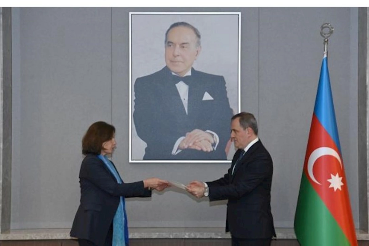Ceyhun Bayramov Fransanın yeni səfiri ilə görüşüb