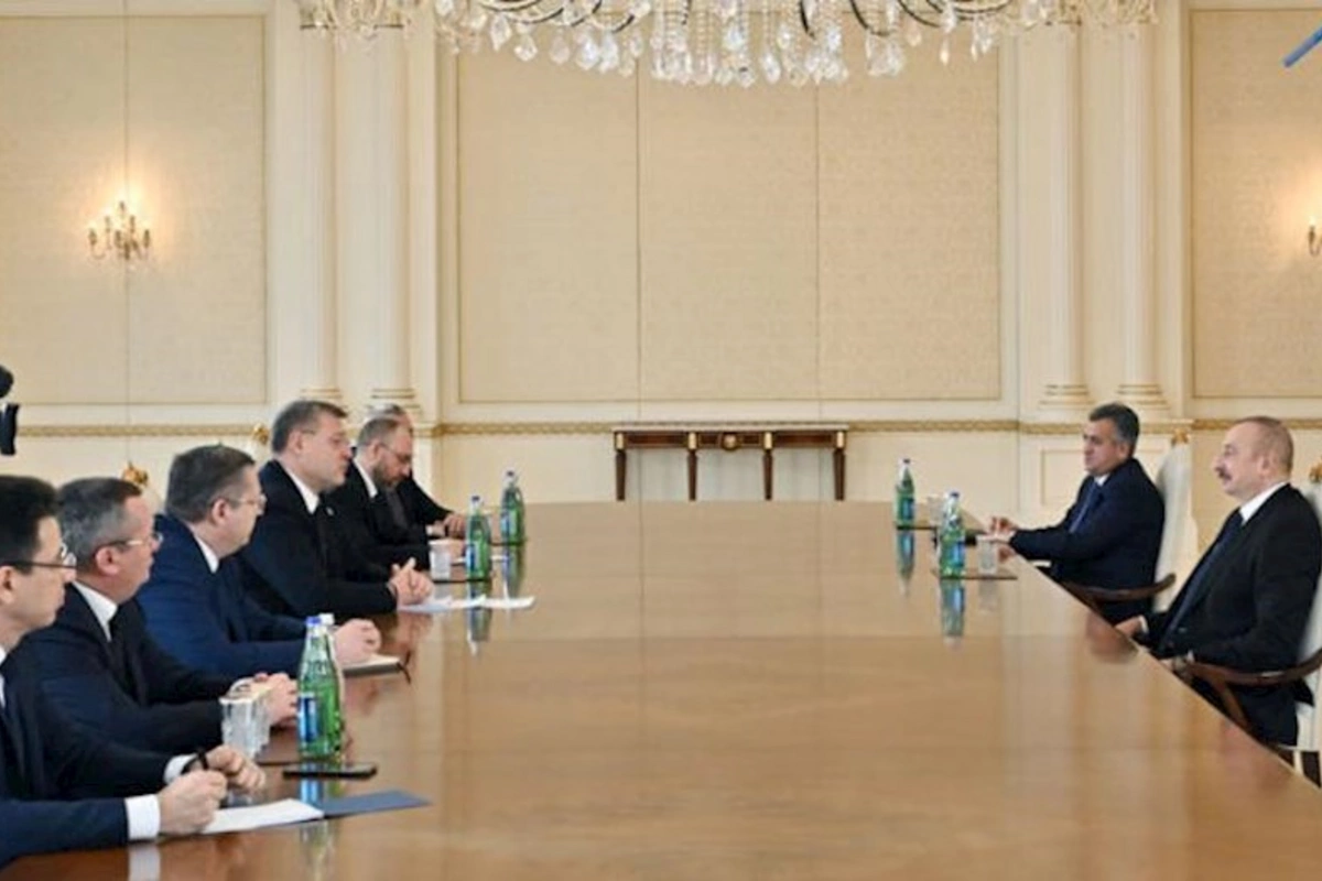 İlham Əliyev Həştərxan vilayətinin qubernatorunu qəbul edib — FOTO
