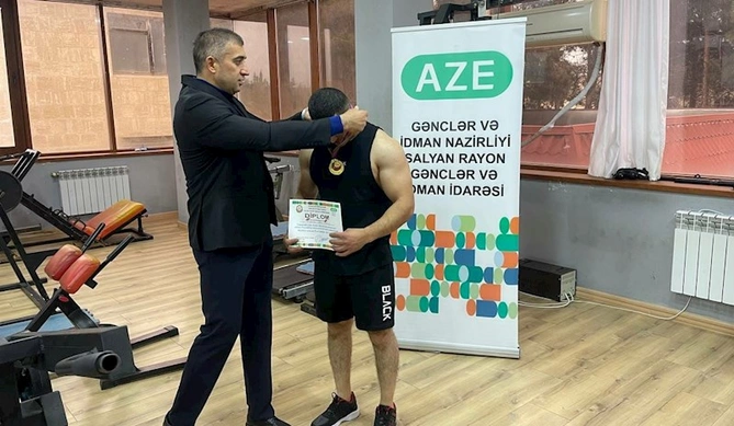 Salyanda Heydər Əliyevin xatirəsinə həsr edilmiş paurliftinq üzrə rayon çempionatı keçirildi