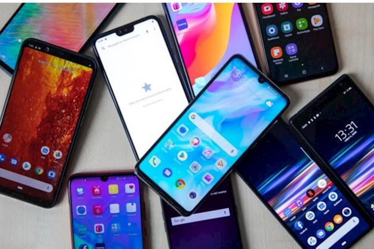 Daha bir ölkə məktəblərdə telefonu qadağan etdi