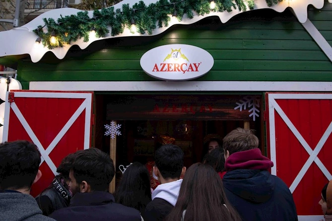 Doğma çay “Azerçay”la “Soyuq əllər, isti ürəklər” — FOTO/VİDEO Doğma çay “Azerçay”la “Soyuq əllər, isti ürəklər” — FOTO/VİDEO
