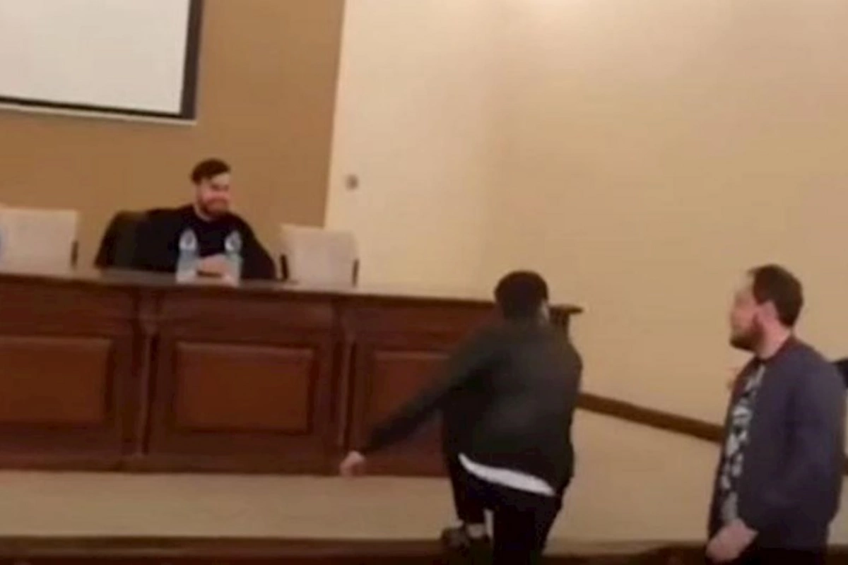 Tiktokerlərin tələbələrlə görüşü tənqid olundu: Universitetdən REAKSİYA — VİDEO