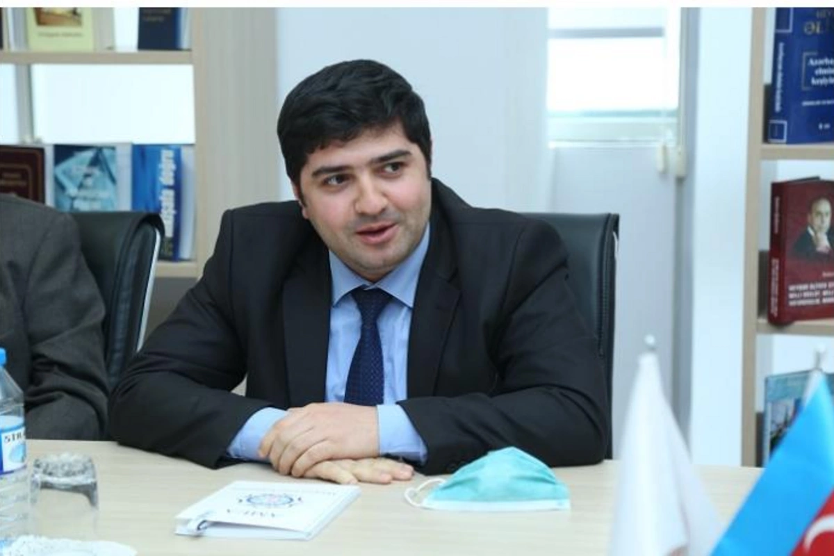 Eldar Əmirov: “Hər bir normal insan fəaliyyət göstərdiyi sahədə irəliləmək, yüksəlmək istəyir”