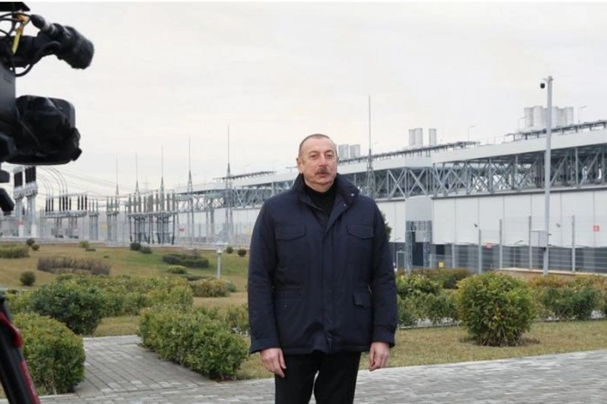 İlham Əliyev: “Biz təkcə neftdən, qazdan yox, eyni zamanda, elektrik enerjisindən də valyuta qazanacağıq”