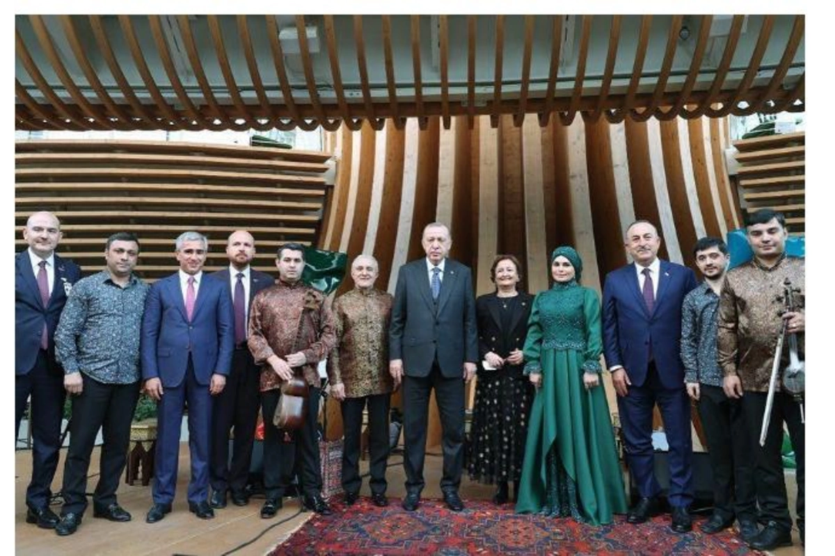 Ərdoğan Dubayda Azərbaycan pavilyonunu ziyarət etdi