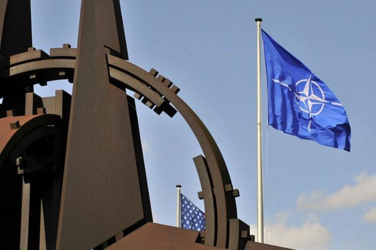 NATO Rusiya sərhədində ordu yığır
