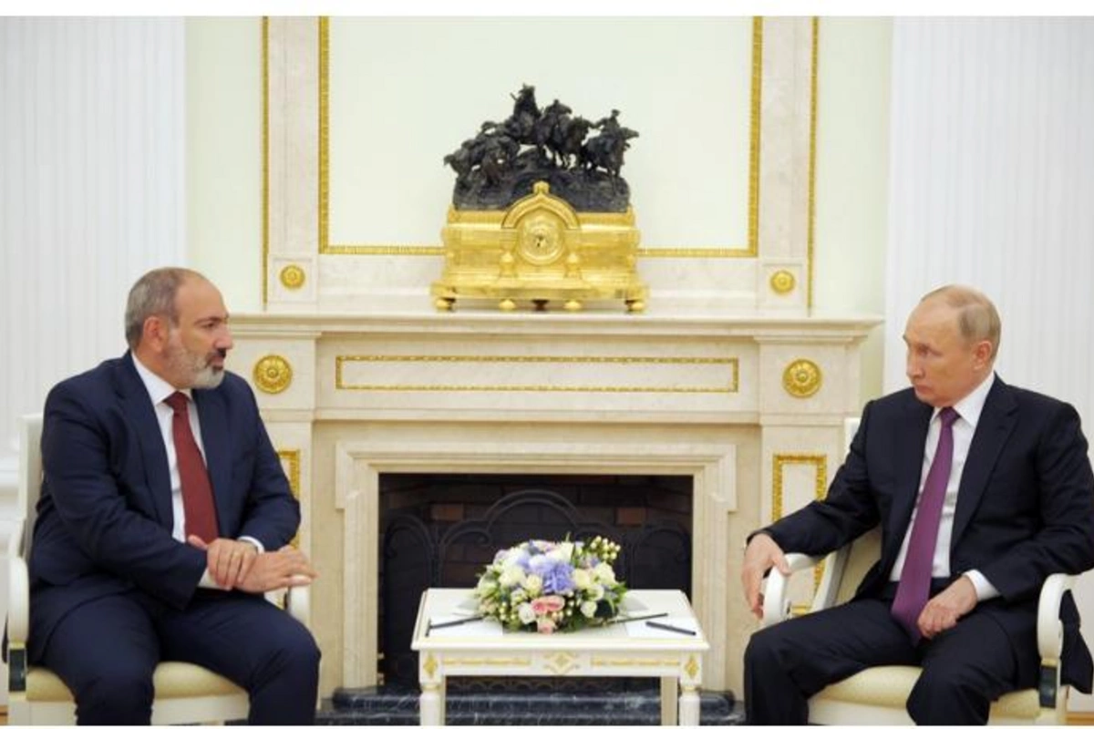 Putin və Paşinyan regiondakı vəziyyəti müzakirə edib