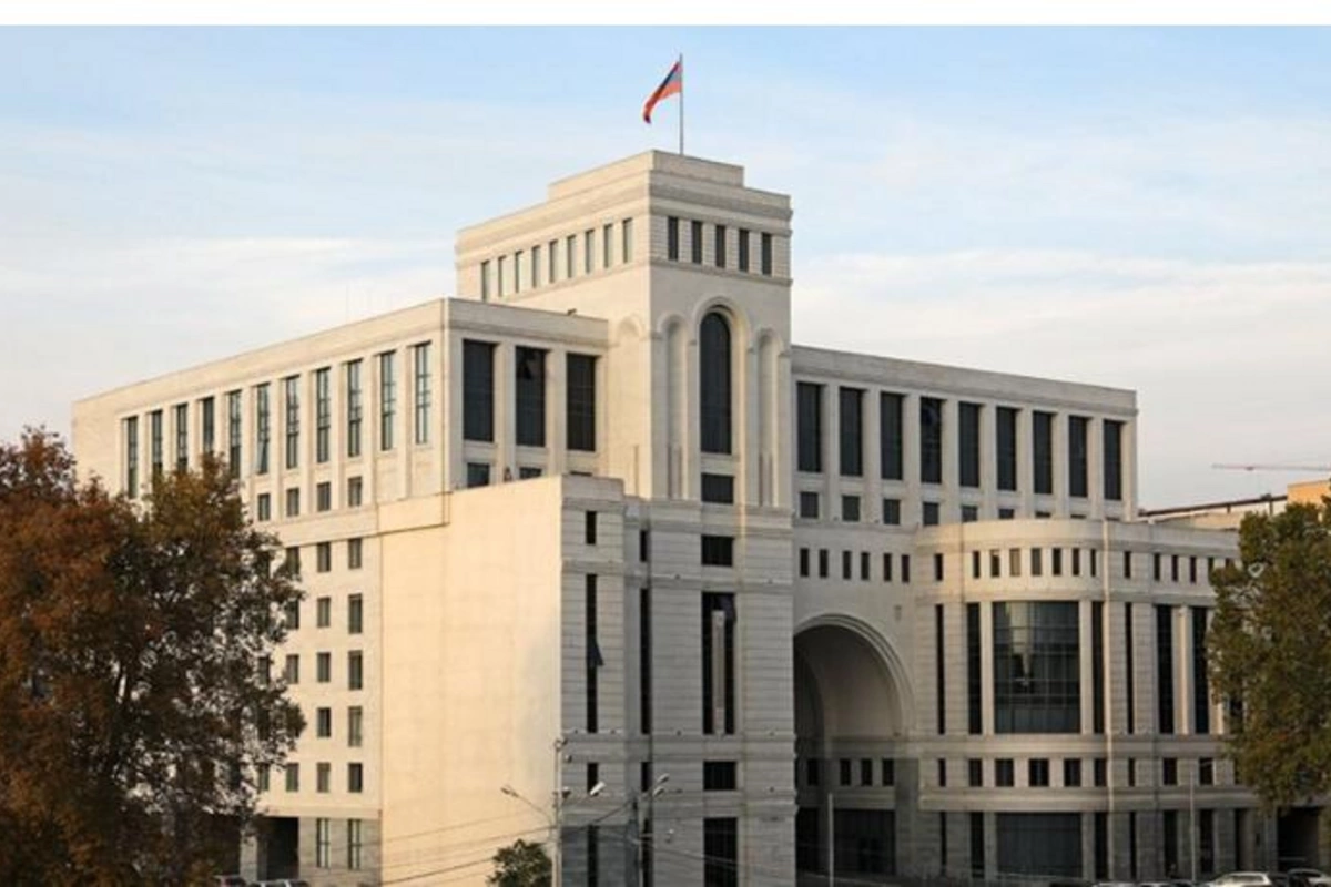 Ermənistan XİN: “Moskva və Bakı arasındakı bəyannamə üçtərəfli bəyanatların həyata keçirilməsinə kömək edə bilər”