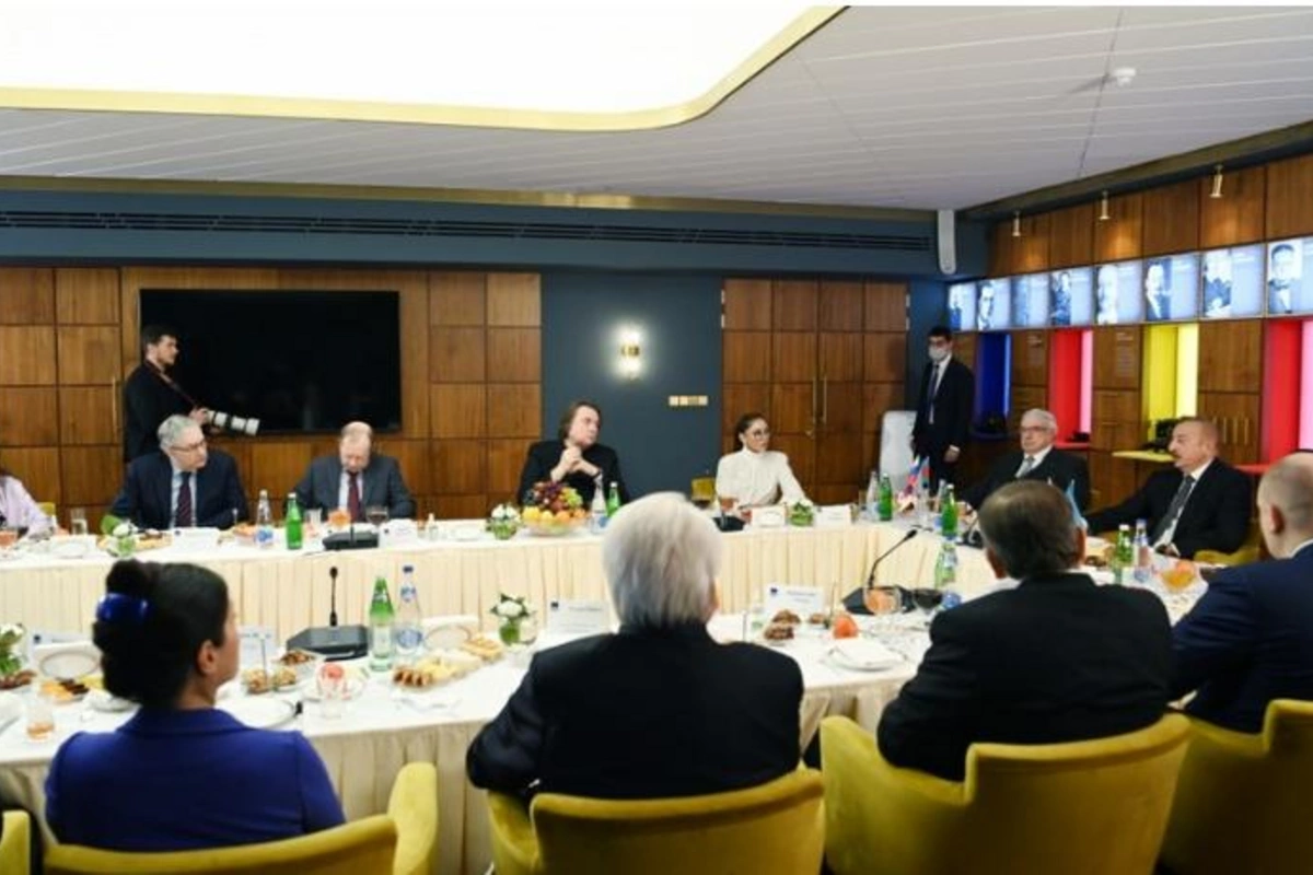 Prezident TASS agentliyində Rusiyanın aparıcı KİV-lərinin rəhbərləri ilə görüşdü — FOTOLAR